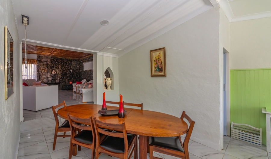 3 Bedroom Property for Sale in Noordhoek Free State